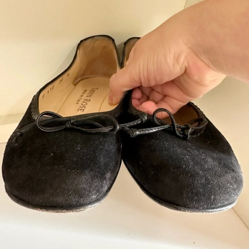 Taryn Rose Women's Slip On Bow Flats Italy Black Ballerina size 36 5.5 suede